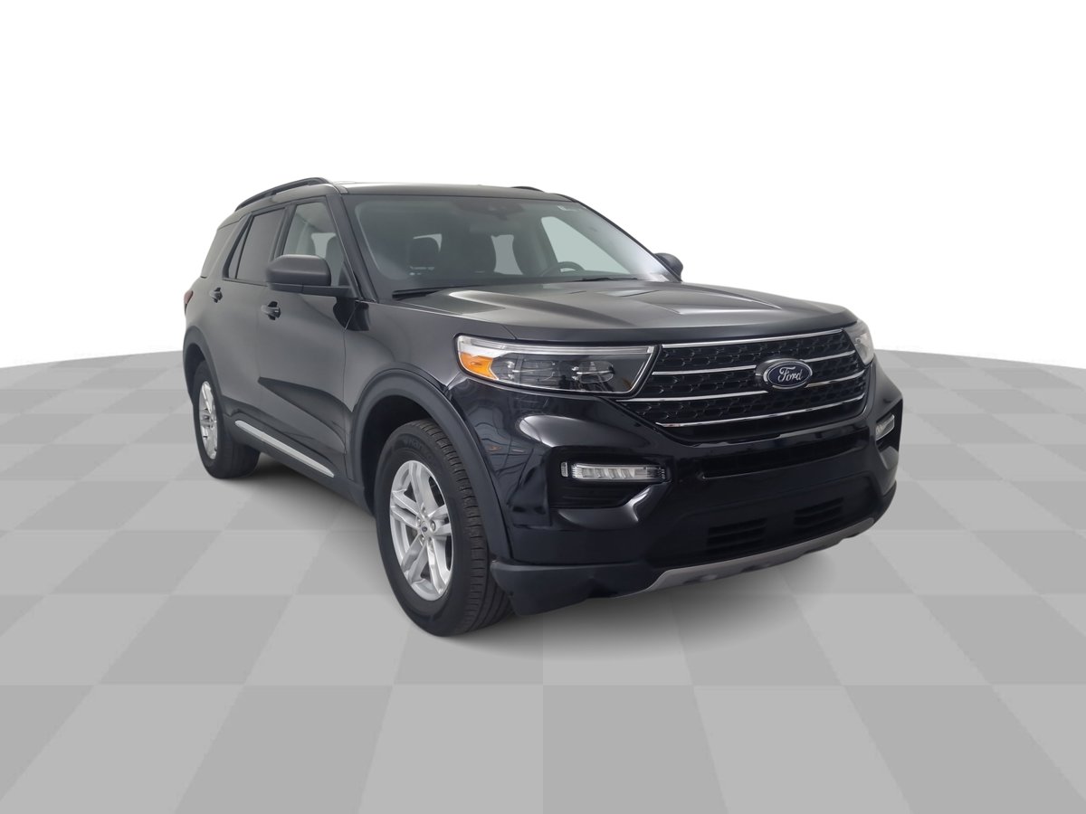 2022 Ford Explorer XLT's photo